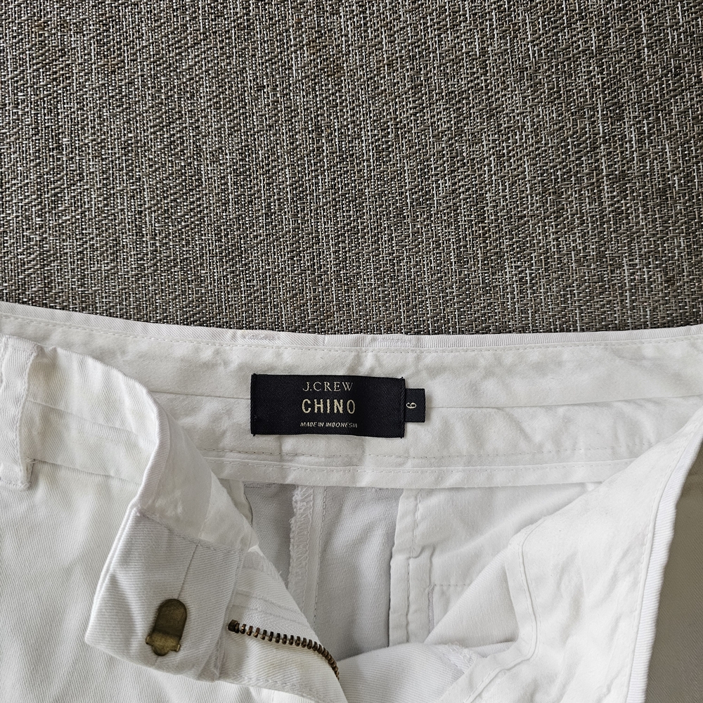 J. Crew Women's Cream Shorts - Picture 3 of 4